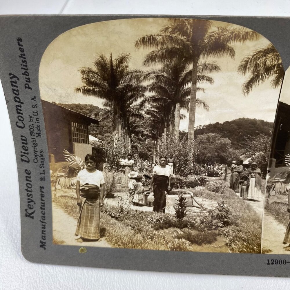 Antique 1905 Stereoview Photo Card Women Children Coffee FINA Guatemala C. A. - Picture 3 of 7